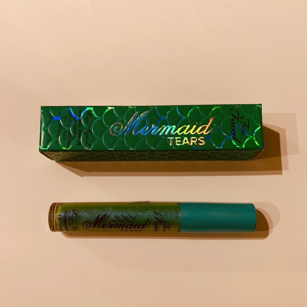 Too Faced Mermaid Tears Mystical Effect Lip Topper